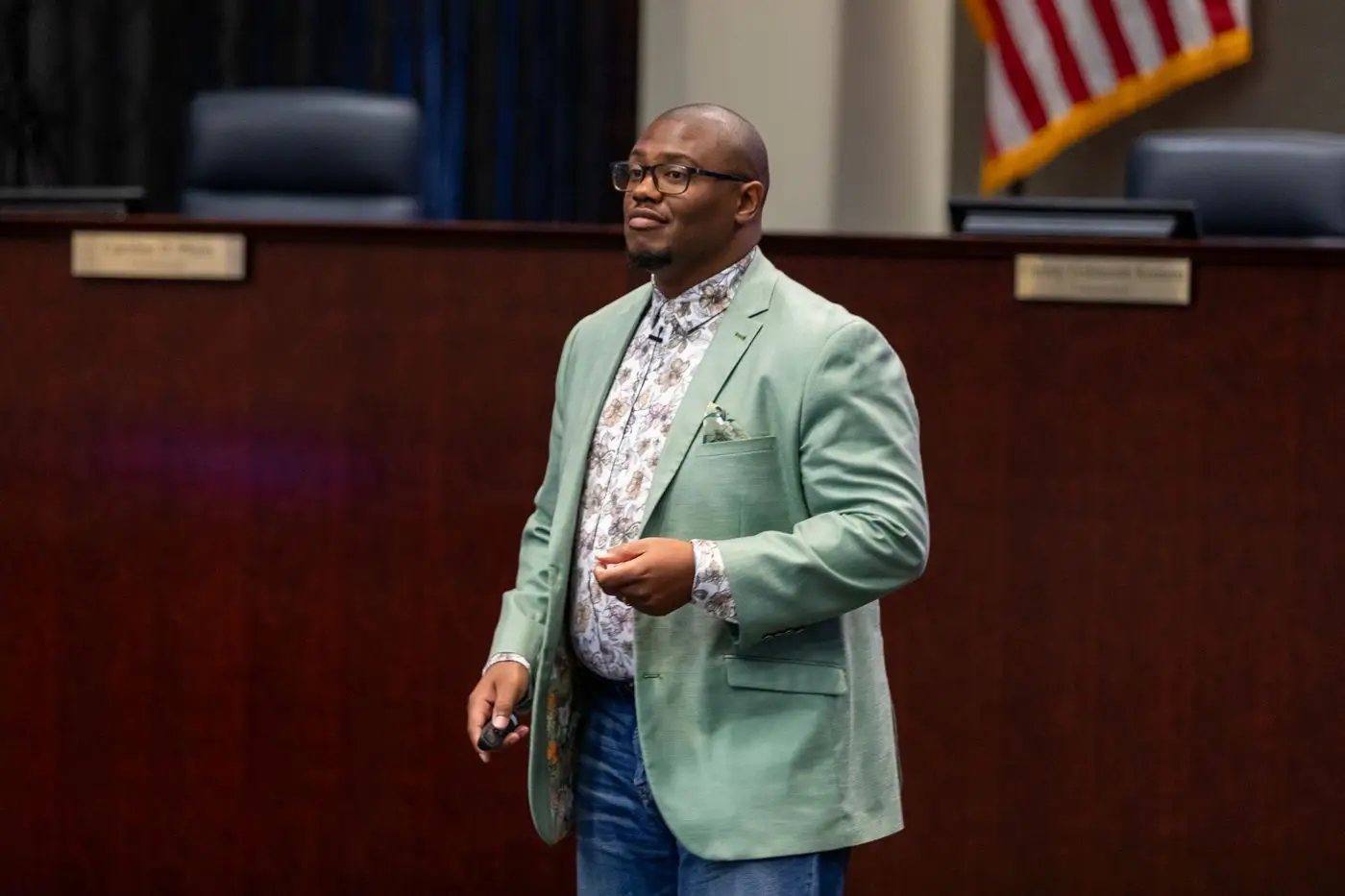 Alex D. Tremble delivering a live keynote